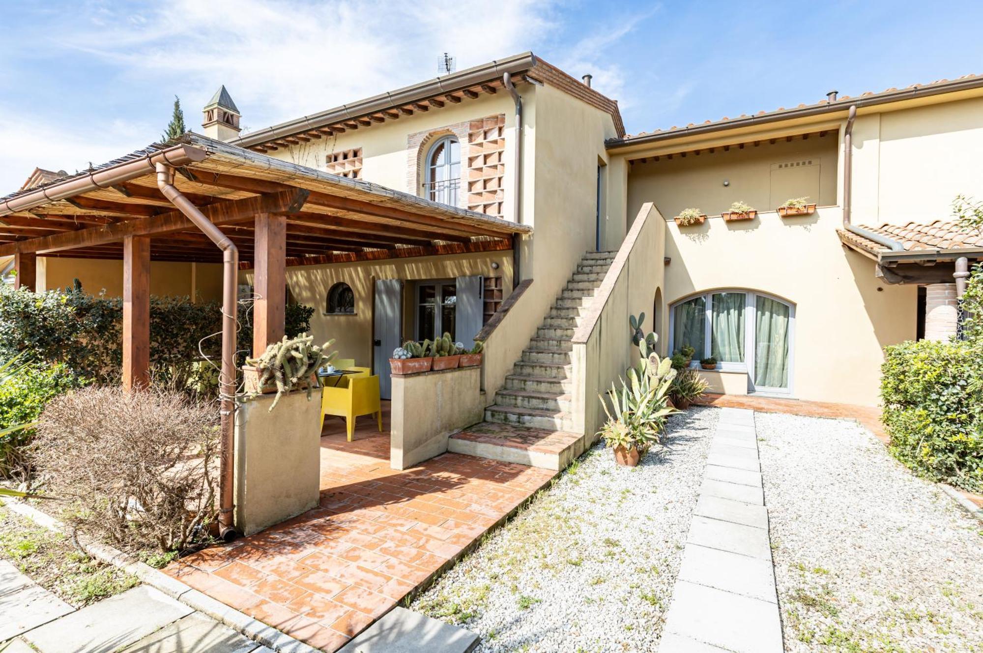 Apartment La Mandolata W Pool & Parking!